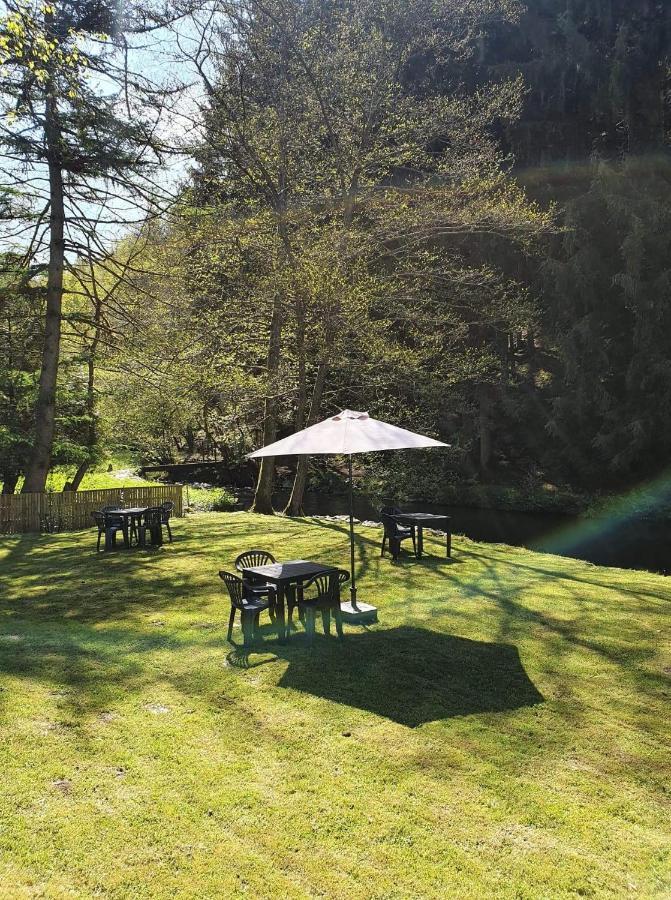 Logis L'Ermitage, Bistrot Des Saveurs Houffalize Dış mekan fotoğraf