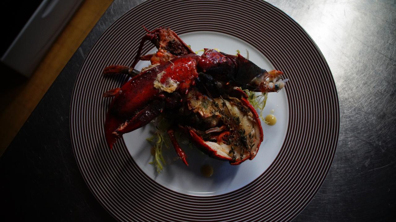 Logis L'Ermitage, Bistrot Des Saveurs Houffalize Dış mekan fotoğraf